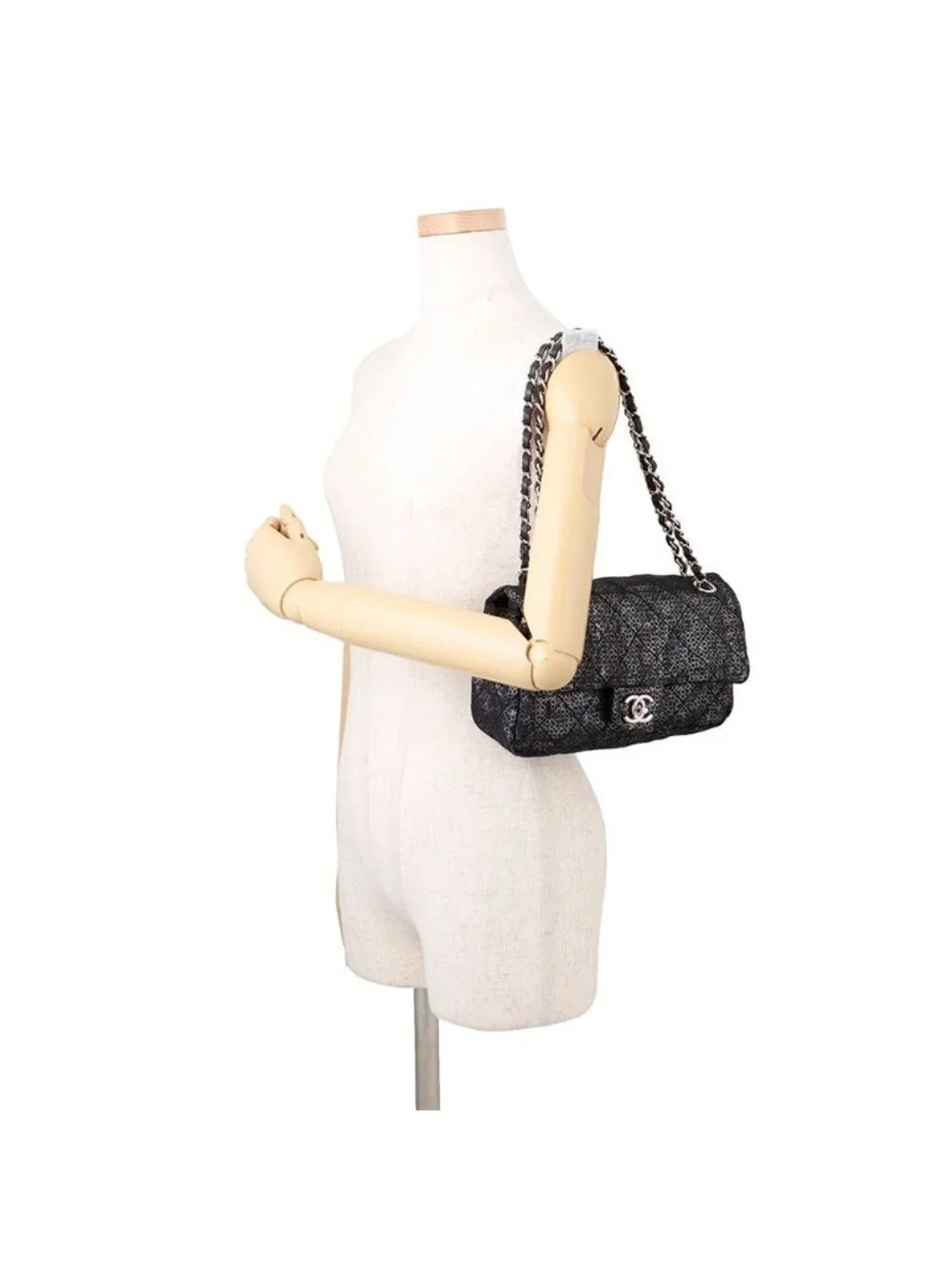 Chanel chain shoulder